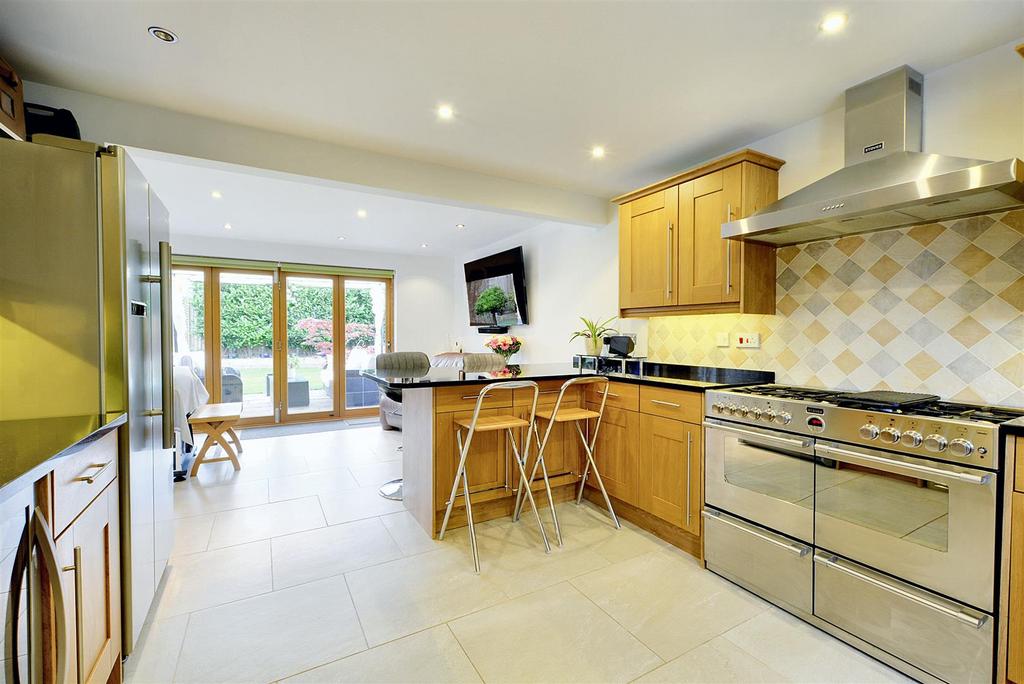 Dining/Living Kitchen