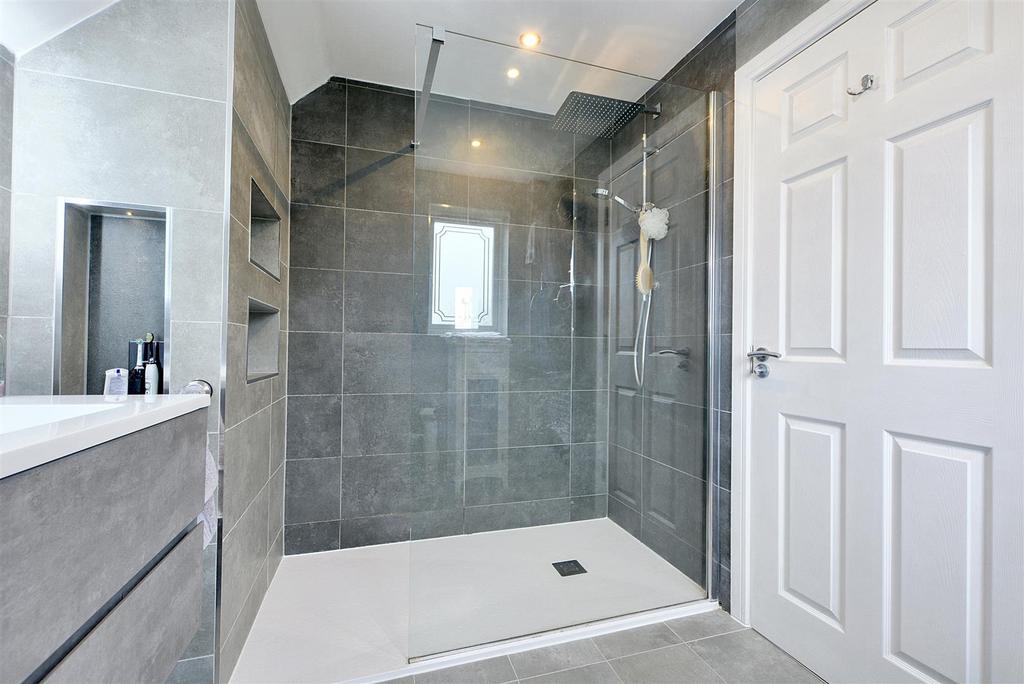 En-Suite Bed 1
