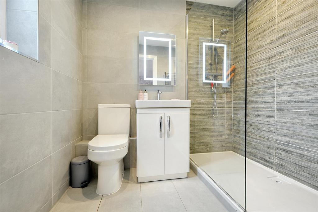 En-Suite Bed 2