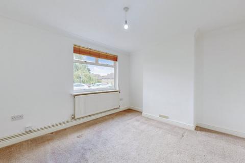 3 bedroom maisonette for sale, Bernays Close, Stanmore, HA7