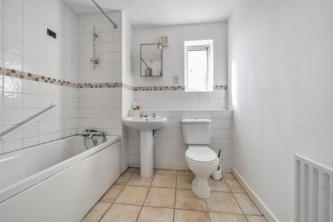 10 Tylney Close, Chigwell, IG7 4EH
