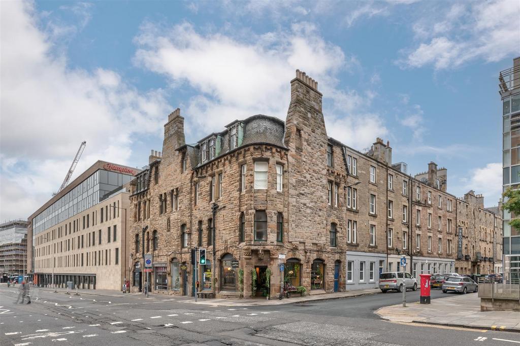 3 F4 90 Grove Street Edinburgh 10.jpg