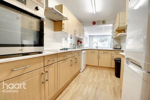 23 Willow Street, Romford, RM7 7LJ