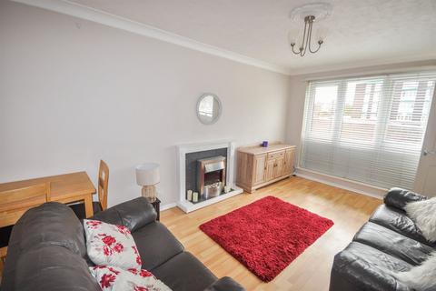 1 bedroom apartment to rent, Haydon Close, Red House Farm