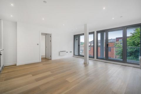 2 bedroom penthouse for sale, Frogmoor, High Wycombe