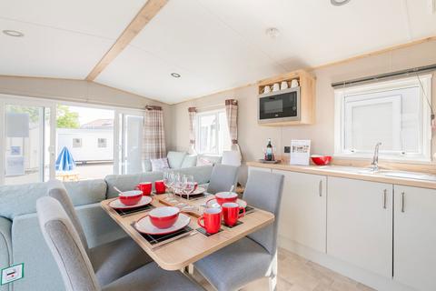 2 bedroom park home for sale, Broadland Sands Holiday Park, Corton