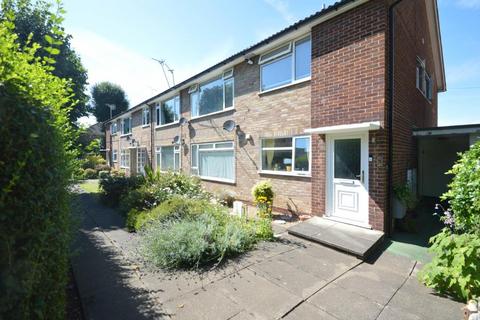 2 bedroom apartment to rent, Hatton Court, Windsor