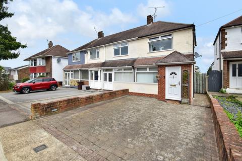 2 bedroom terraced house for sale, West Drive, Davis Estate, Chatham, ME5