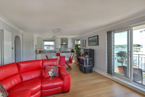 2 bedroom apartment for sale, Salterns Way, Lilliput, Poole, Dorset, BH14