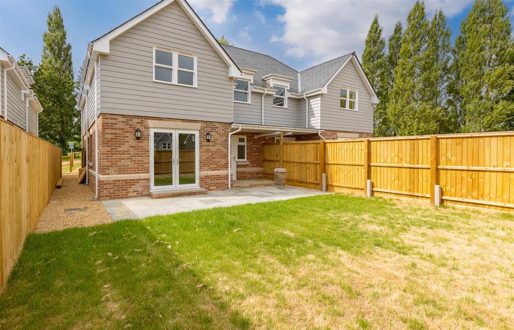 Garden & Rear Elevation.jpg