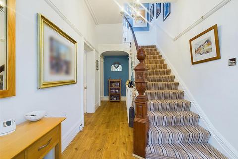 5 bedroom semi-detached house for sale, The Avenue, Whitley Bay