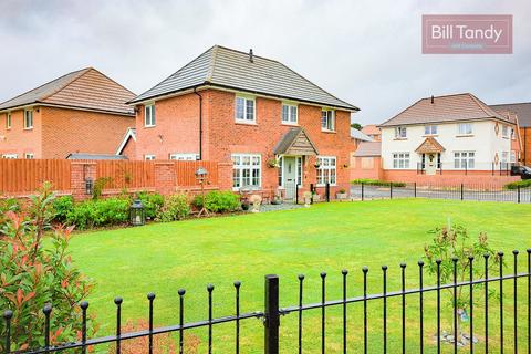 3 bedroom detached house for sale, Ellastone Way, Amington, Tamworth, B77