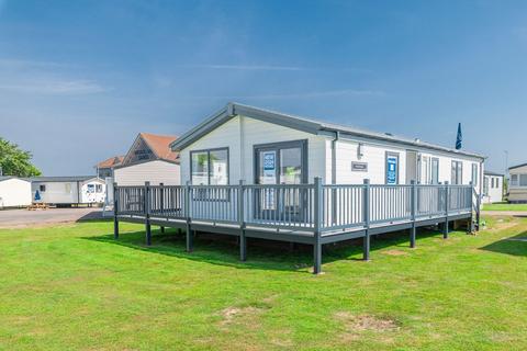 3 bedroom park home for sale, Broadland Sands Holiday Park, Corton