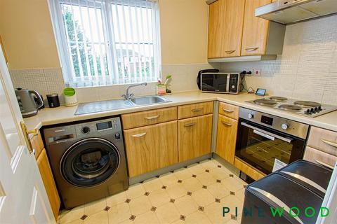 2 bedroom apartment for sale, Lincoln Way, Chesterfield S42