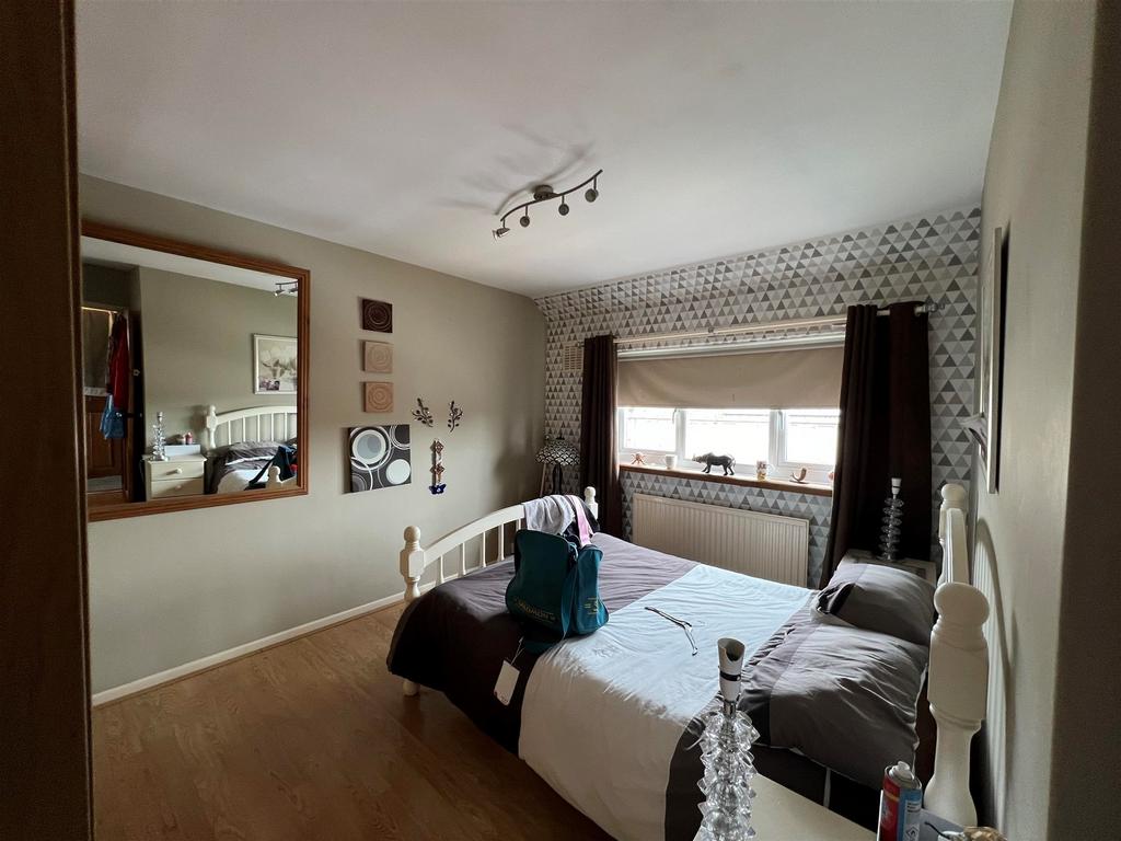 Bedroom Please Use