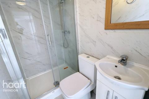 Studio to rent, 28 Milton Road, Swindon
