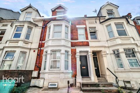 Studio to rent, 28 Milton Road, Swindon