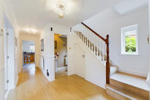 11 Brecon Avenue, Worcester, WR4 0RJ