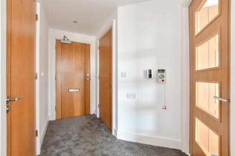 1 bedroom flat for sale, High Street, Ongar, Essex