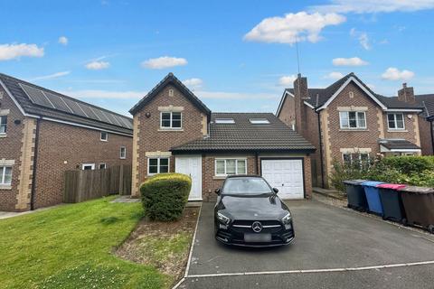 5 Degas Close, Salford, M7 3BG