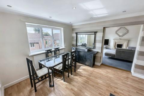 5 Degas Close, Salford, M7 3BG