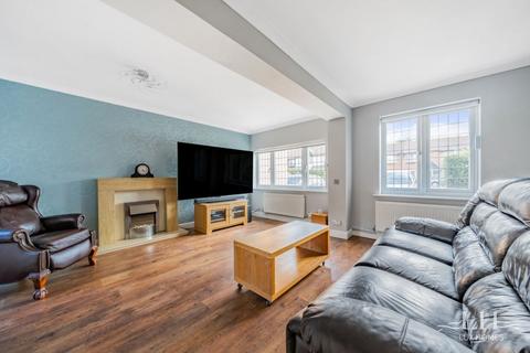 22 Rural Close, Hornchurch, RM11 1FH