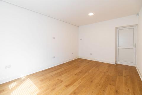 21 Englefield Road, Leicester, LE5 6PH