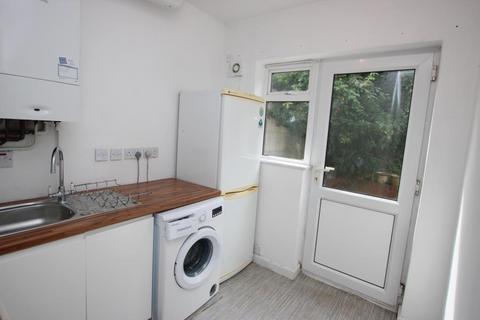 4 bedroom semi-detached house to rent, Station Road, Bristol BS34