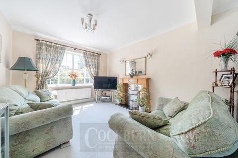 3 bedroom semi-detached house for sale, Clare Corner, New Eltham, SE9