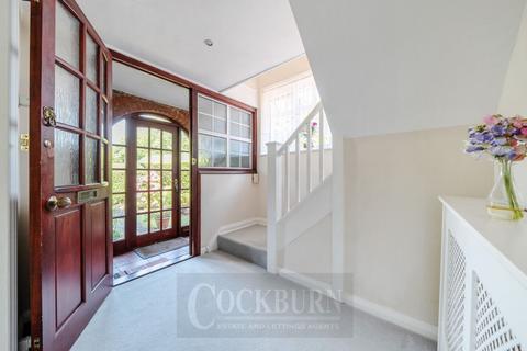 6 Clare Corner, London, SE9 2AE