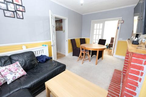 3 bedroom semi-detached house for sale, Moat Hall Avenue, Eccles, M30