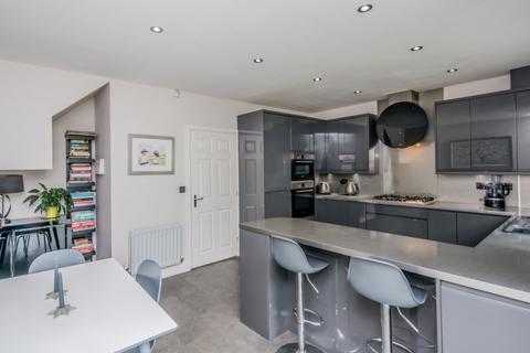 undefined, Turnpike Close, Birkenshaw, Bradford, West Yorkshire, BD11