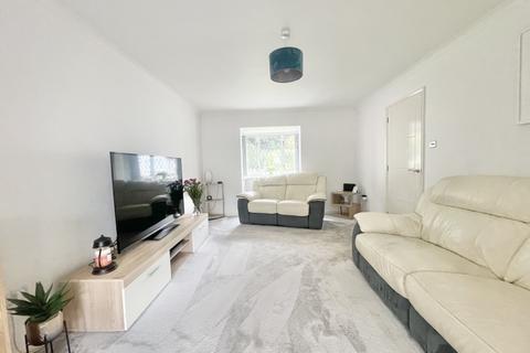 3 Creely Close, Exeter, EX2 8GD