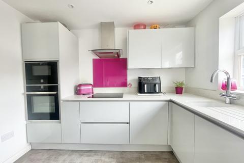 3 Creely Close, Exeter, EX2 8GD