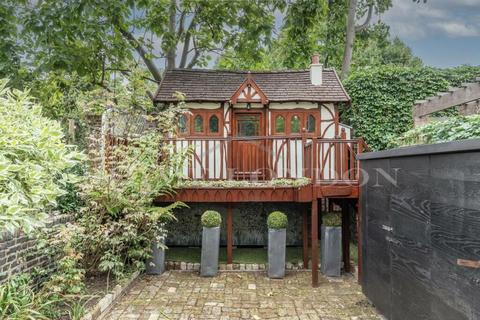 6 bedroom house for sale, Oakley Street, London SW3