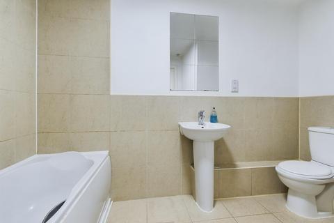 2 bedroom flat for sale, Smithfield Apartments, 131 Rockingham St, City Centre, Sheffield, S1