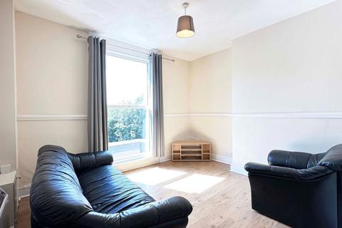 12e Cobham Terrace, Greenhithe, DA9 9HZ