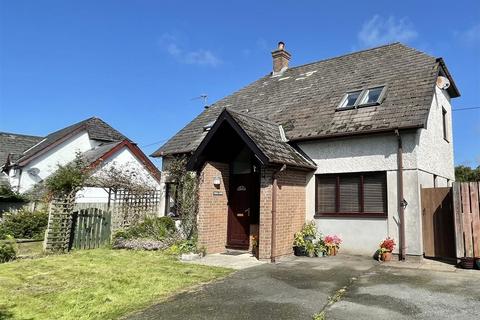 3 bedroom detached house for sale, Cwrt Y Cadno, Llanilar