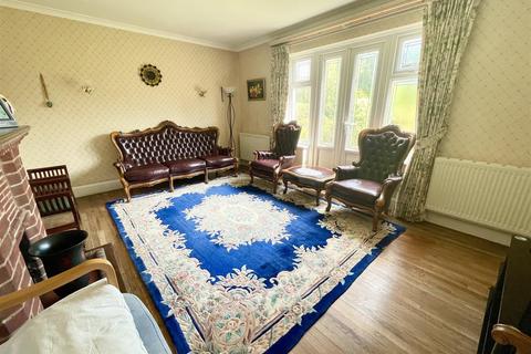 23 Downs View Road, Swindon, SN3 1NS
