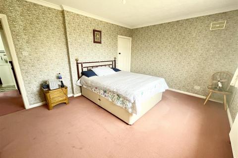 23 Downs View Road, Swindon, SN3 1NS