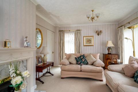 4 bedroom link detached house for sale, Manor Park South, Knutsford