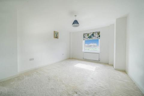 2 bedroom flat for sale, Bracknell,  Berkshire,  RG12