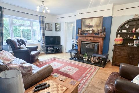 4 bedroom semi-detached house for sale, Cuddington, Buckinghamshire