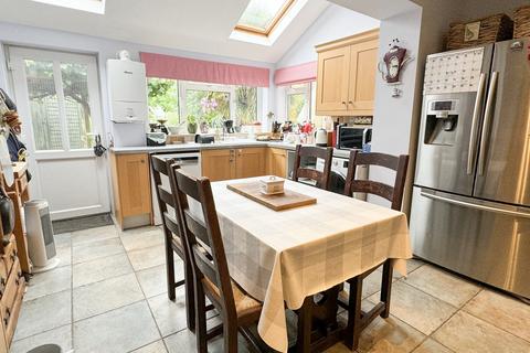 4 bedroom semi-detached house for sale, Cuddington, Buckinghamshire