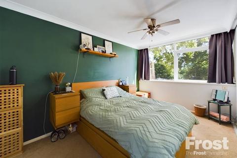 Flat 3, Cromwell Lodge Bedfont Road, Feltham, TW13 4JX