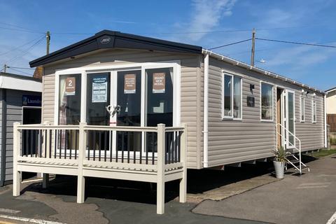 2 bedroom lodge for sale, Alberta Holiday Park