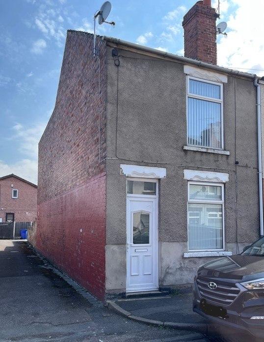 3  Bedroom End of Terrace Property for sale