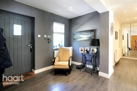 The Elms Perry Hill, Worplesdon, Guildford, GU3 3RB
