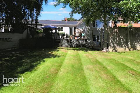 The Elms Perry Hill, Worplesdon, Guildford, GU3 3RB