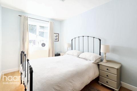 The Elms Perry Hill, Worplesdon, Guildford, GU3 3RB